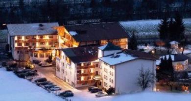 Hotel Landgut Zapfenhof Zellbergeben Exterior foto